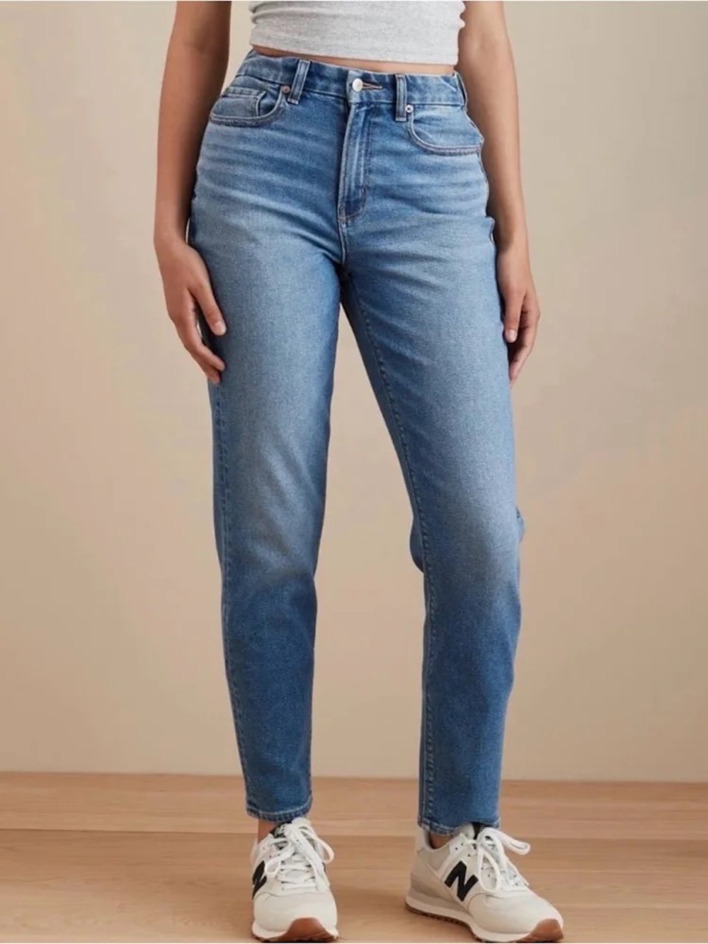 American Eagle Outfitters Women's Light Wash Straight Leg Jeans